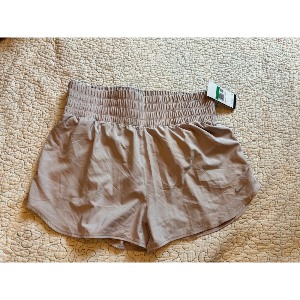 Nike Dri-FIT Womens High Waisted Smocked Shorts Size XL